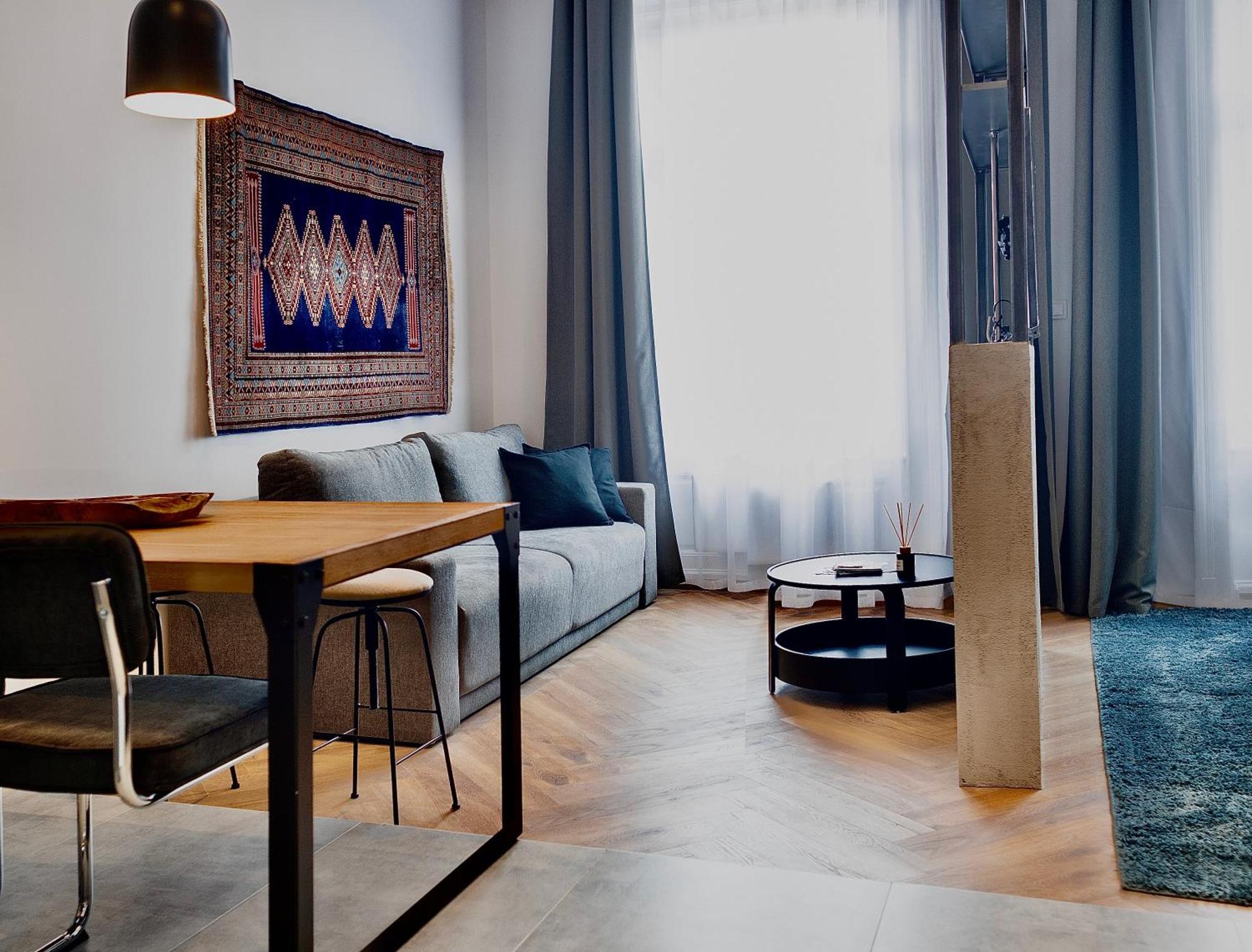 Lujza B Studio 44 Budapest Exteriör bild